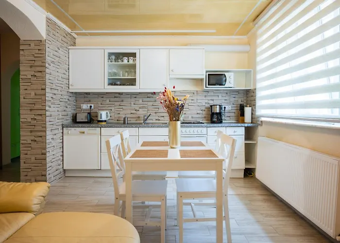 Noua Oasis Bnb With Parking